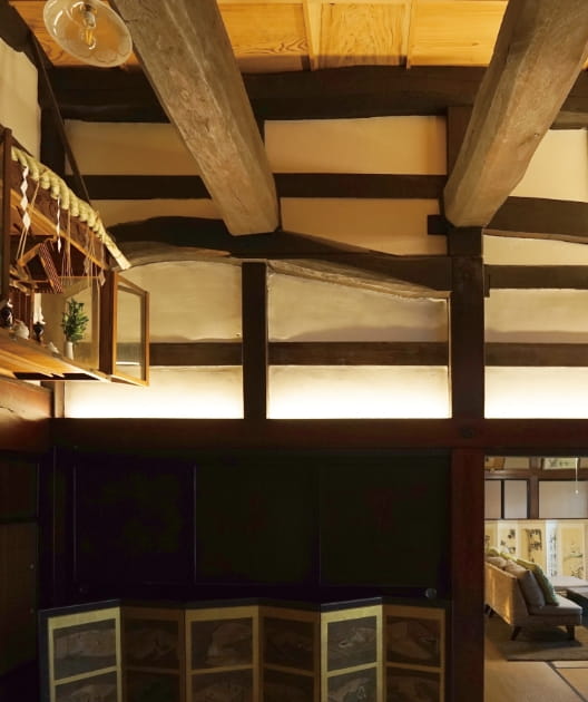 長押LEDテープライト間接照明